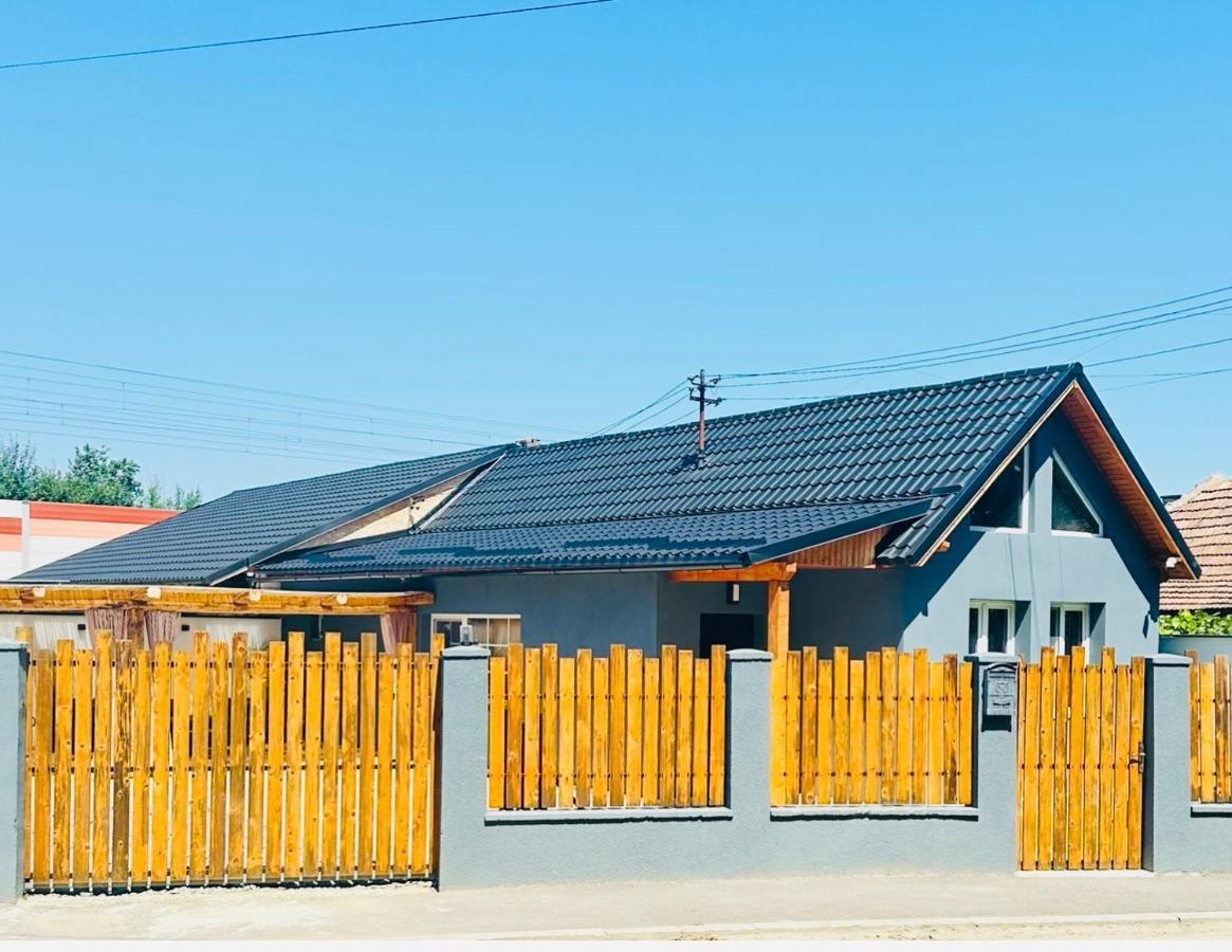 Mediaş Villa 3 מראה חיצוני תמונה